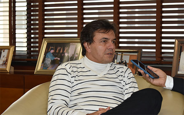 Roberto Vélez Vallejo