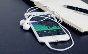 Google dice que las b&uacute;squedas en m&oacute;viles superan ya a las de ordenadores