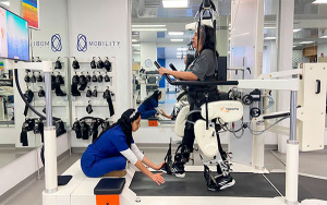 Modelo colombiano de rehabilitaci&oacute;n con rob&oacute;tica se replica en Costa Rica