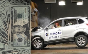 Estrellada contra la devaluaci&oacute;n: La mala hora de los carros en Colombia