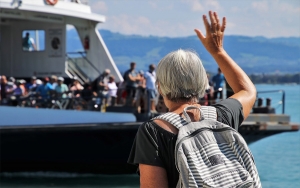 Pensiones: Con cara ganan los fondos y con sello pierden los jubilados