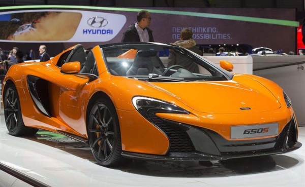 Sal&oacute;n Internacional del Autom&oacute;vil en Ginebra Suiza
