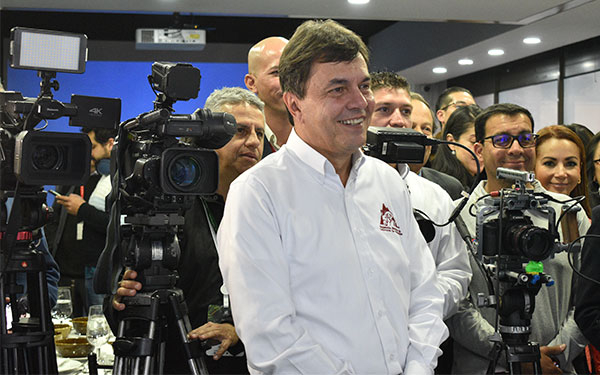 Federaci&oacute;n Nacional de Cafeteros: El zar abdic&oacute;