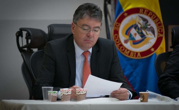 Minhacienda present&oacute; en Londres perspectivas de la econom&iacute;a colombiana