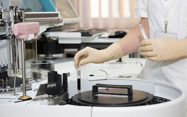 Datos confirman ensayos para farmac&eacute;uticas occidentales en beb&eacute;s