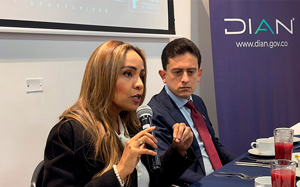 DIAN y CNSC abren 4.700 plazas para diversos cargos en Colombia