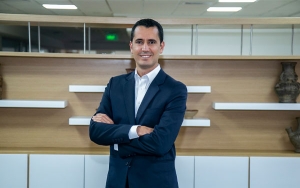 Ahorro familiar es posible con vivienda sostenible y veh&iacute;culos el&eacute;ctricos: BBVA