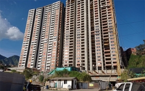 Propietarios de &Aacute;lamos de Belverde: Tan solo queremos que nos cumplan