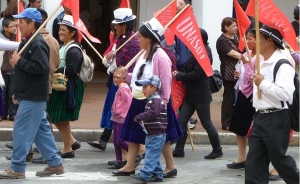 Rigoberta Mench&uacute; acompa&ntilde;a a Ecuador en su campa&ntilde;a por el caso Chevron en EEUU