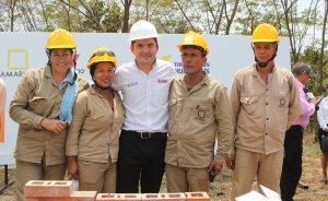 Gobierno pide apoyo de los bancos para poder financiar vivienda