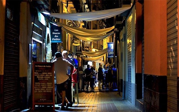 Bares y hoteles espa&ntilde;oles cierran su a&ntilde;o horrible en situaci&oacute;n dram&aacute;tica