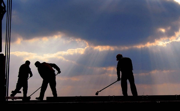 Gobierno colombiano sube un 7 % el salario m&iacute;nimo y lo fija en 221,2 d&oacute;lares