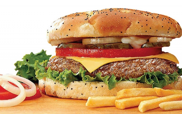 Con 50 a&ntilde;os, hamburguesa &ldquo;Del Oeste&rdquo; anuncia expansi&oacute;n