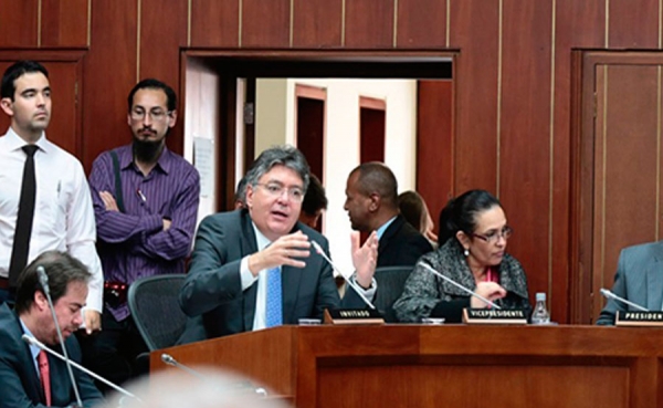 Comisi&oacute;n Tercera del Senado aprueba Proyecto de Ley de Licores